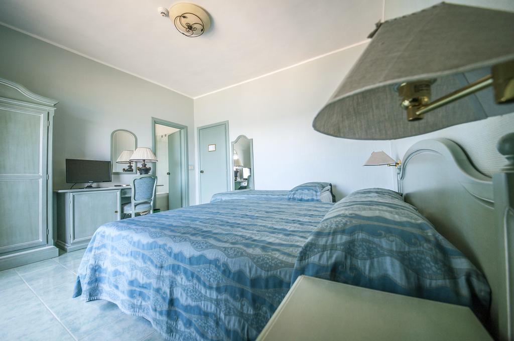 Hotel Murano Rossano Room photo